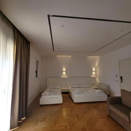 Hotel Thea 4*